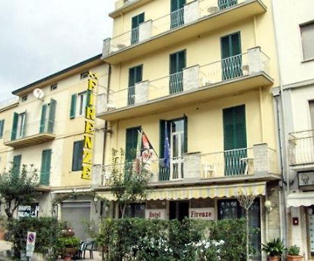 Hotel Firenze Viareggio Dış mekan fotoğraf