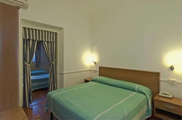 Hotel Firenze Viareggio Dış mekan fotoğraf