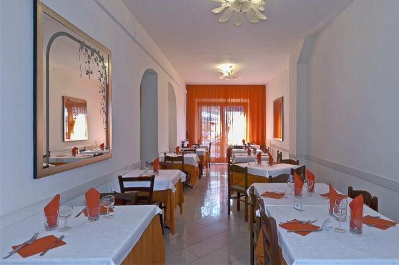 Hotel Firenze Viareggio Dış mekan fotoğraf